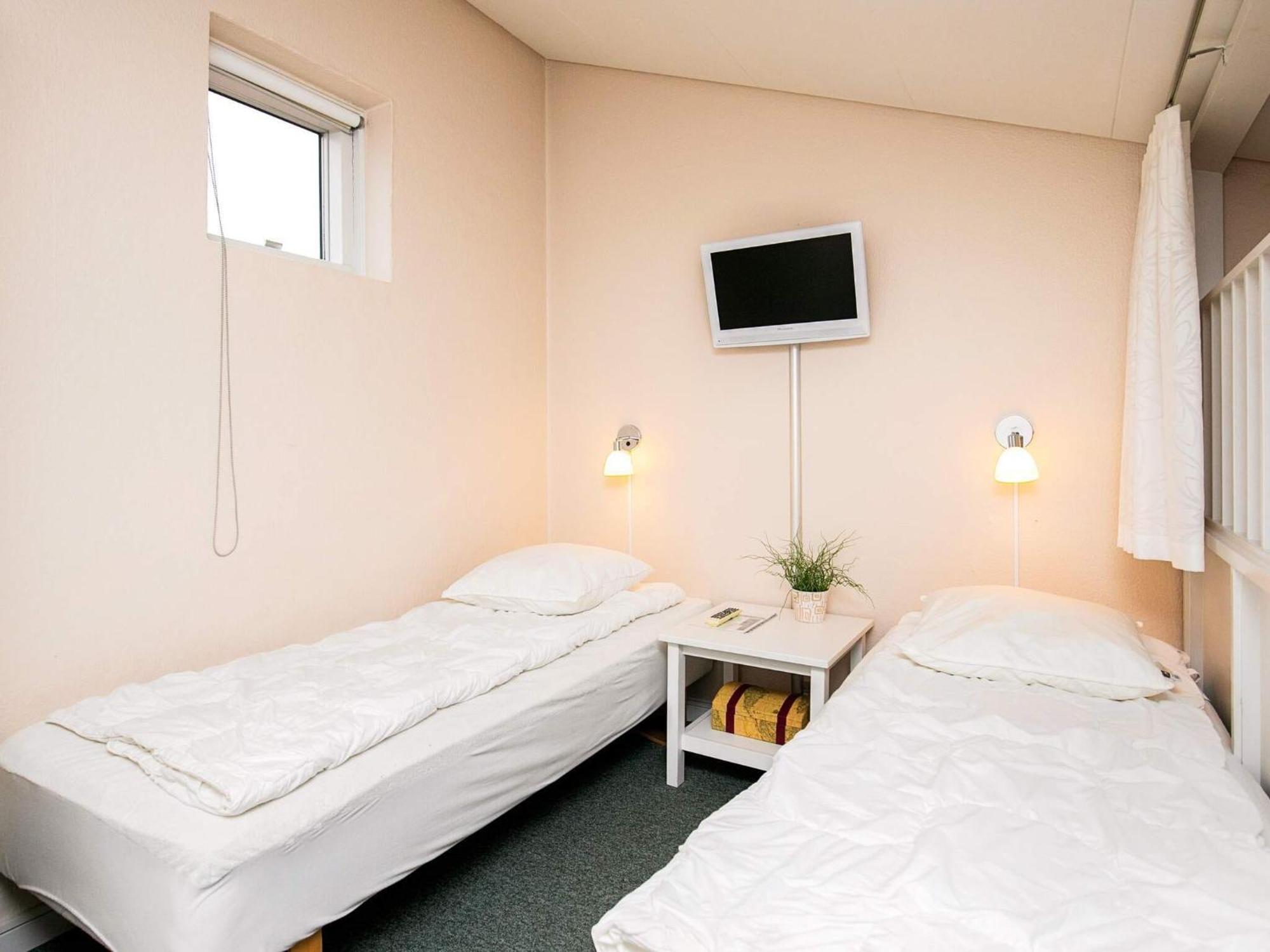 4 Person Holiday Home On A Holiday Park In Fåborg Exterior foto